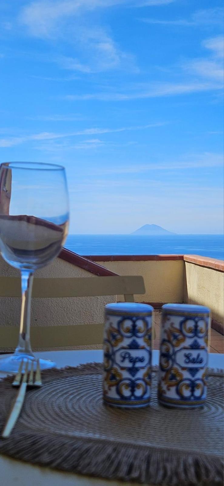 Apartment Casa Marzy- Charming With Pool, Sea & Volcano Views